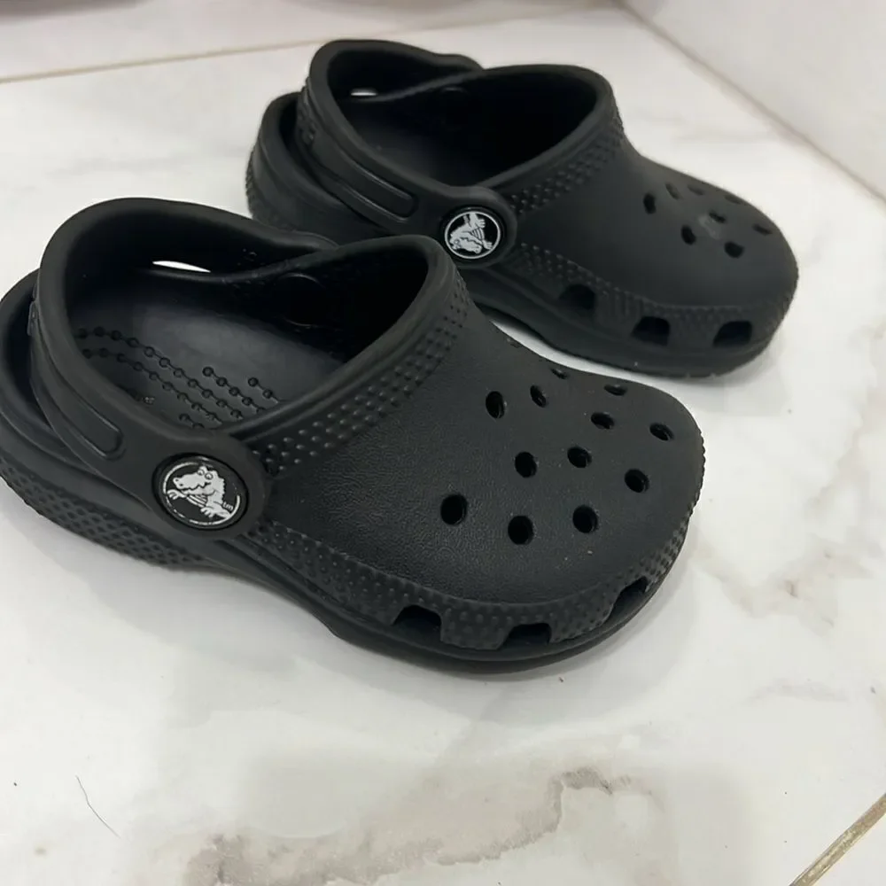 Baby Crocs - Toddler Shoes - Black - Size 6 - Excellent Condition